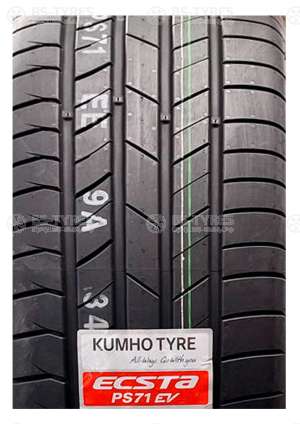 Kumho Ecsta PS71 215/60 R17 96H