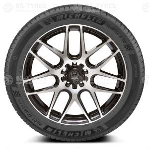 Pilot Sport 4