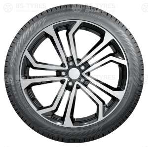Nokian Tyres Hakkapeliitta R5 SUV 215/70 R16 100R